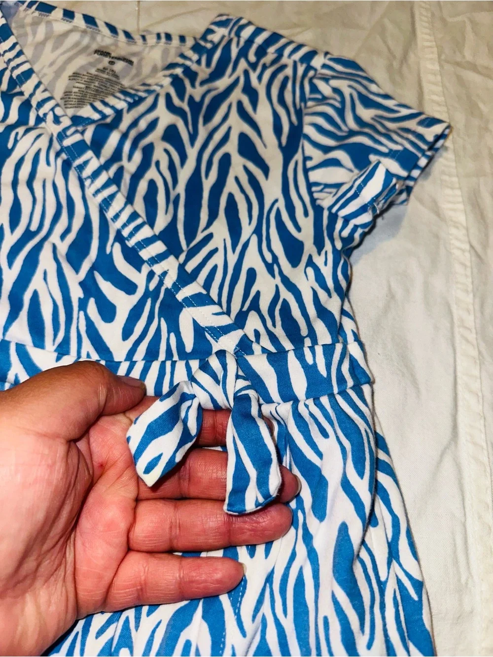 Diane von Furstenberg x Target Blue Zebra Wrap Dress Size M (8)